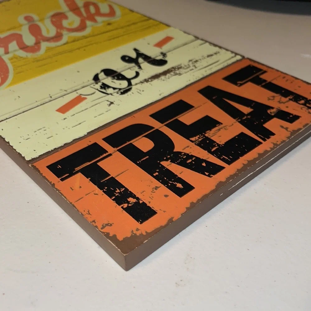 Kirklands trick or treat wood Sign